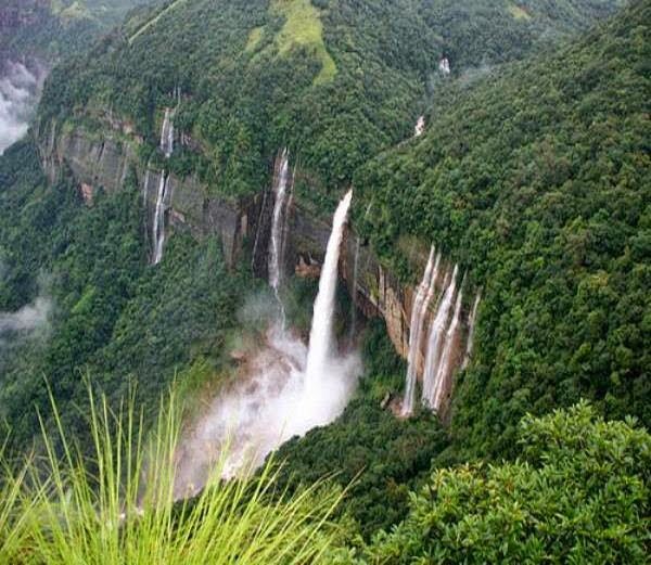 The tallest plunge waterfall in India