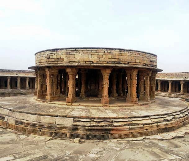 Chasuth Yogini Temple Morena- History in Hindi 