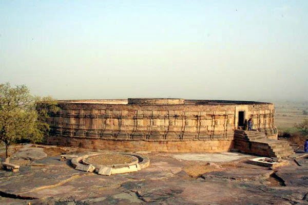Chasuth Yogini Mandir Morena- Story & History in Hindi