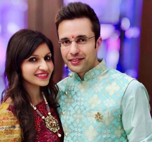 Sandeep Maheshwari And His Wife Photos